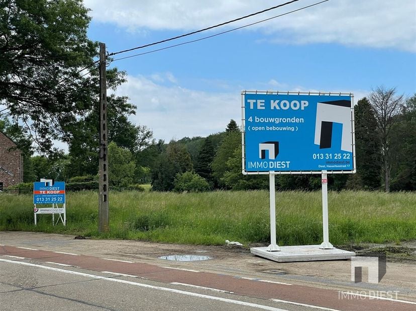 Wil je met mij over deze grond spreken? Er is geen bouwverplichting. &lt;br /&gt;
Bel dan Immo Diest op 013 31 25 22 of beter nog bel Jan vanonckelen op 049