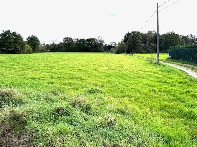 Mooie open bebouwing te koop met uitzicht op de velden, rustig gelegen aan de rand van Heist-op-den-Berg .  Zie Lot 2 op de kaart.&lt;br /&gt;
Mogelijkheid