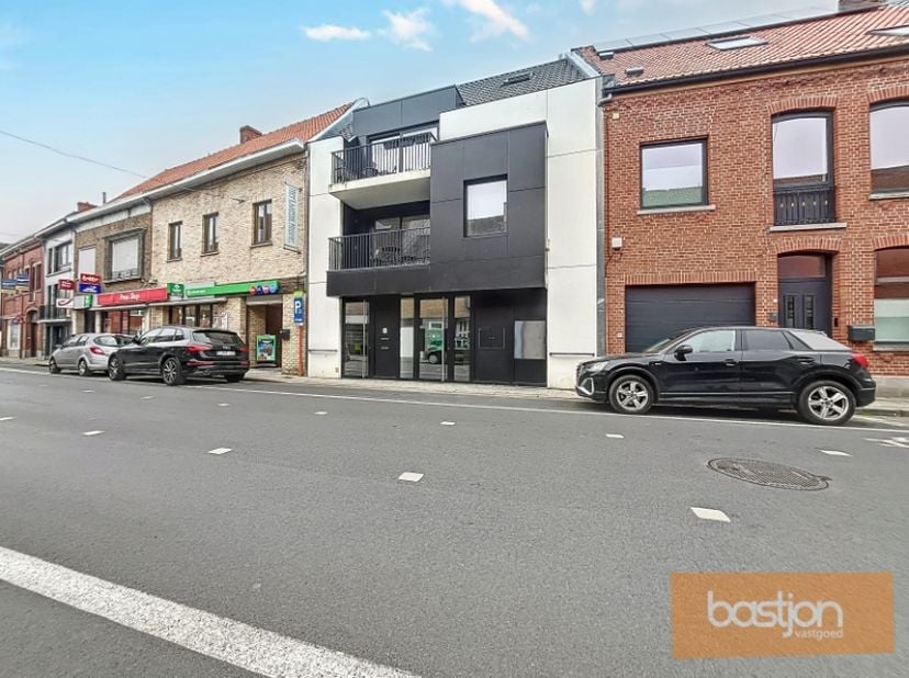 Bien professionnel à louer
                    à 8560 Wevelgem