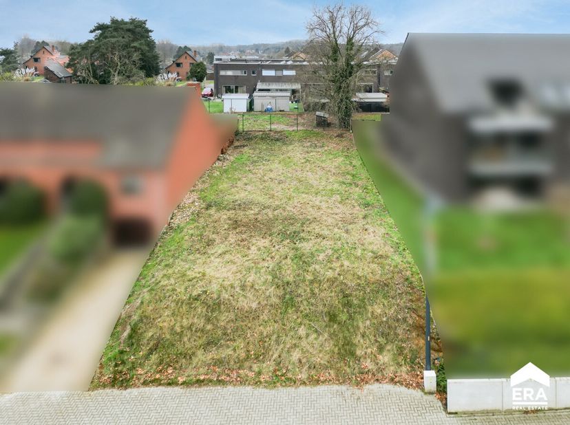 Terrain à vendre
                    à 3560 Meldert
