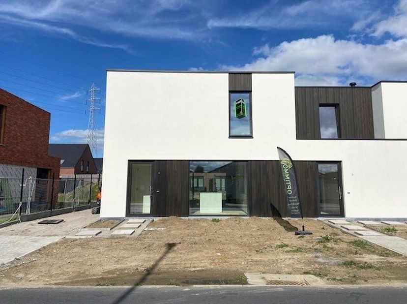 Maison à louer
                    à 8800 Roeselare