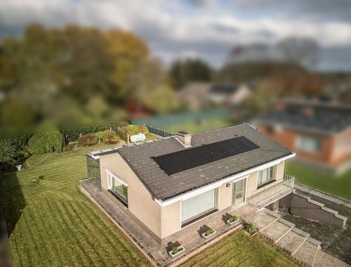                                         Maison à vendre à Begijnendijk, € 329.000
