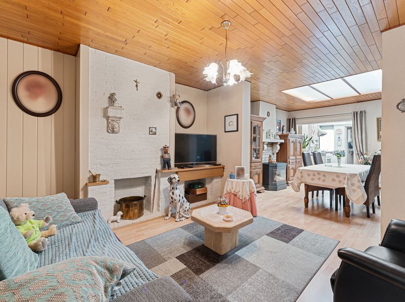 Te renoveren woning met tuin te koop in Bissegem!&lt;br /&gt;
Ben je op zoek naar een woning die je volledig naar eigen smaak kan renoveren? Dan is deze goe
