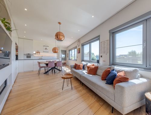                                        Usage mixte à vendre à Ruisbroek, € 795.000
