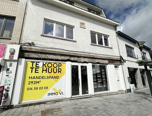                             Immeuble de bureaux à louer à Geel
