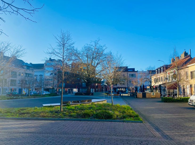 Garage à vendre
                    à 8500 Kortrijk
