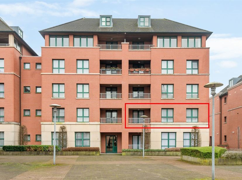Openhuizendag zaterdag 10/05 van 14:00 tot 15:00&lt;br /&gt;
Ruim en lichtrijk appartement met twee terrassen en drie slaapkamers in Turnhout&lt;br /&gt;
Locatie: