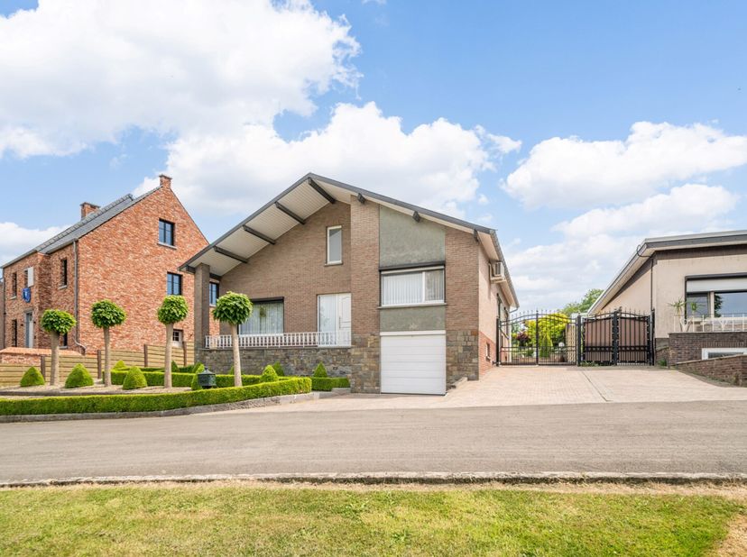 Maison à vendre
                    à 3730 Hoeselt