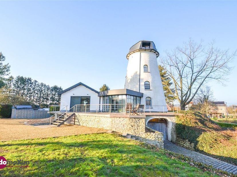 De Oude Korenmolen van Veltem, een uniek gerestaureerde villa op een perceel van 47 are&lt;br /&gt;
Stap binnen in een woning waar het verleden en heden naa