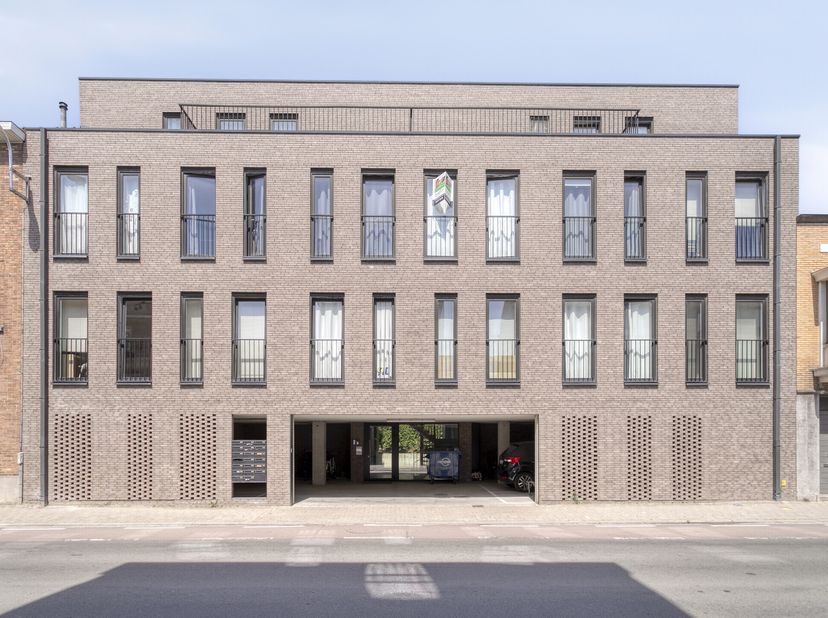 Op zoek naar een vastgoedinvestering in Kortrijk? Deze interessante studio, gelegen op de gelijkvloerse verdieping in de Magdalenastraat 38 te Kortrij