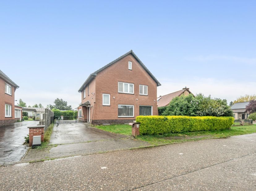 Maison à vendre
                    à 3640 Kinrooi
