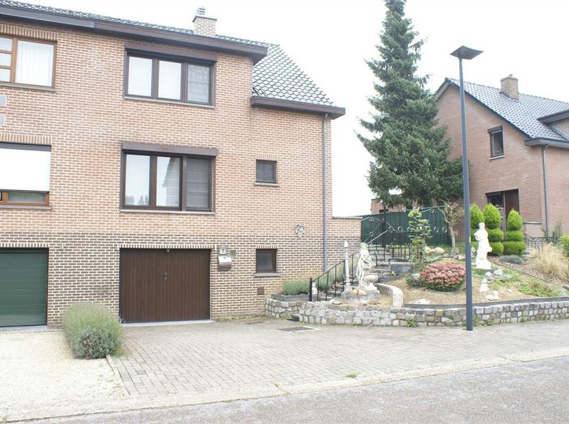 Maison à louer
                    à 3800 Sint-Truiden