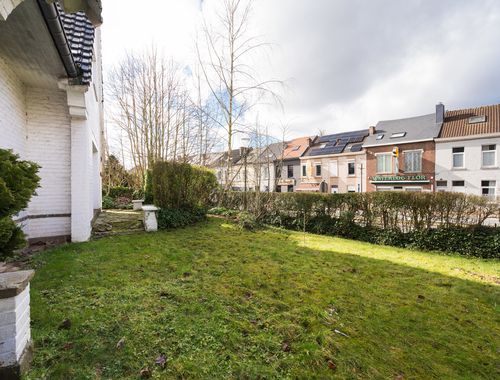                                         Bureaux à vendre à Waterloo, € 645.000
