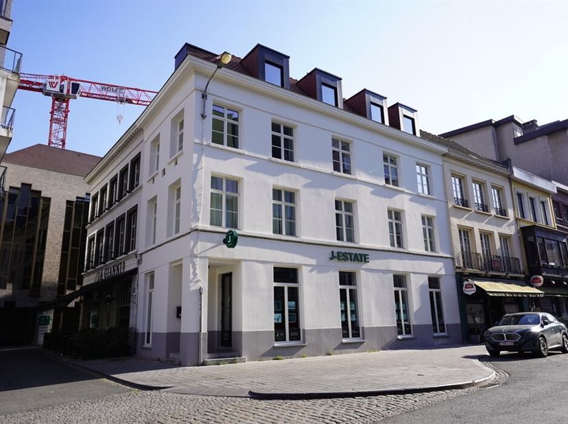 Nieuwe handelsruimte/ kantoor Te Huur op de Graanmarkt  Perfect voor Uw Bedrijf!&lt;br /&gt;
Bent u op zoek naar een moderne werkruimte in hartje stad? Deze