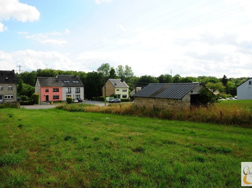 Vous cherchez une excellente opportunité d&#039;investissement ? Découvrez ce terrain à bâtir unique situé à Heinsch, un charmant village faisant partie de