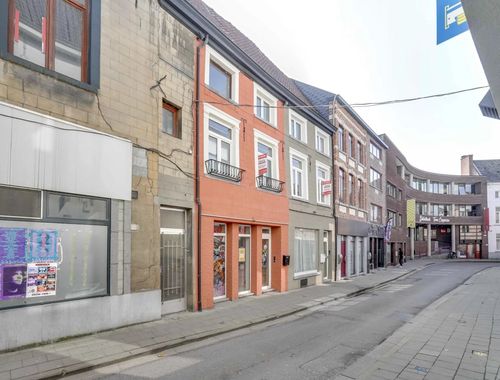                                         Maison à vendre à Sint-Truiden, € 180.000
