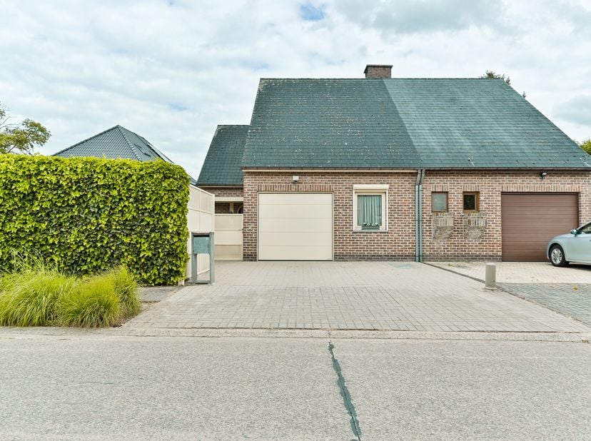 Meteen een afspraak? Contacteer de eigenaar via mail: weerde68@gmail.com&lt;br /&gt;
Meer info? https://weerde68.hellohome.be/&lt;br /&gt;
Deze charmante en verzo