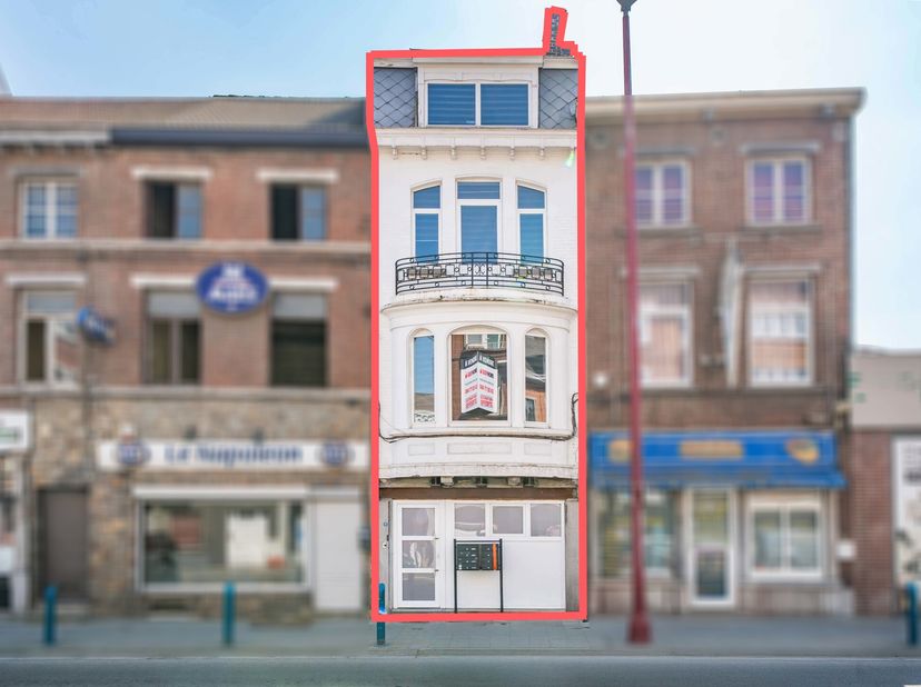 EasyHome stelt u dit prachtig opbrengsteigendom voor met een huidig netto rendement van euro2000.&lt;br /&gt;
Dankzij de uitstekende ligging bevindt het zic