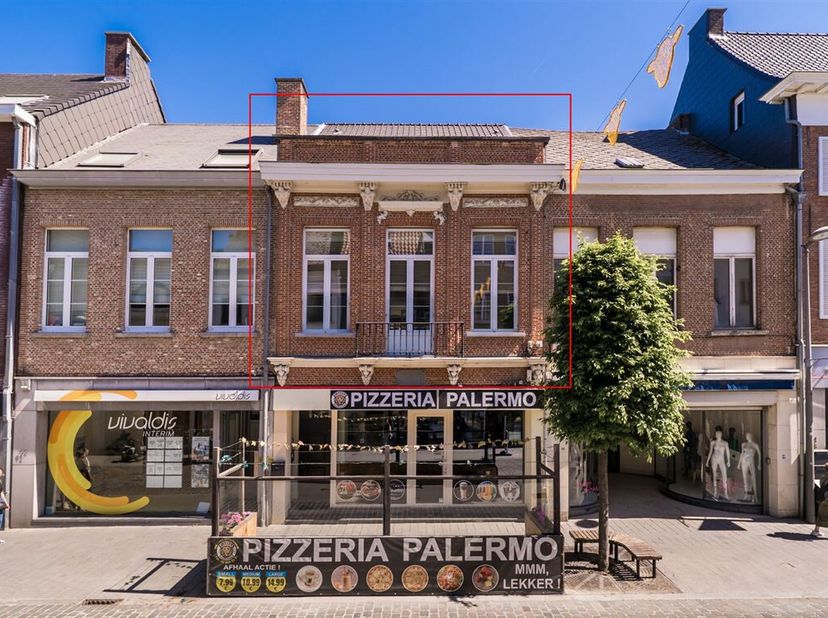 Duplex élégant avec charme et confort au coeur de Lier - 145 m² de plaisir à vivre !&lt;br /&gt;
Bienvenue dans ce magnifique duplex de 145 m², situé dans l