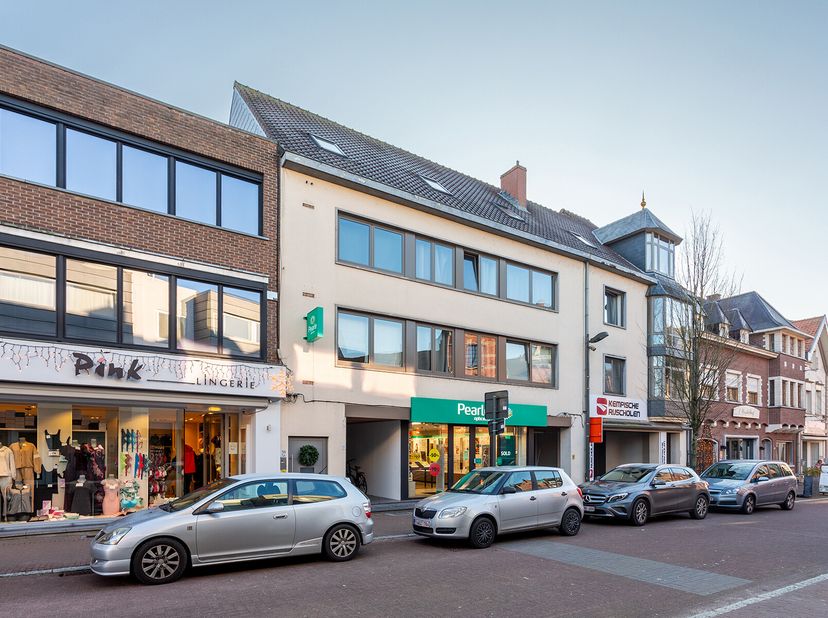 Bien professionnel à vendre
                    à 2260 Westerlo