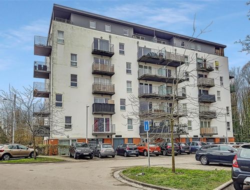                                         Appartement à louer à Mons, € 775
