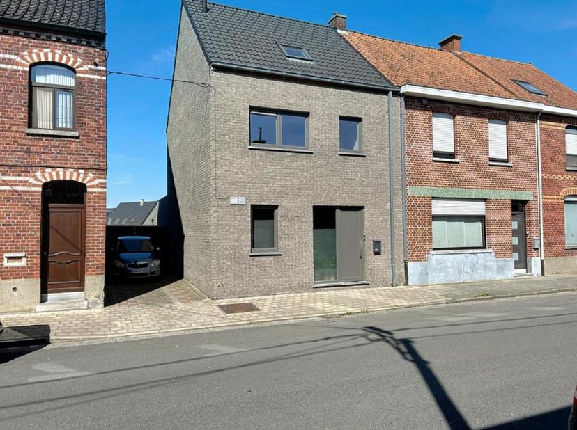 Maison à vendre
                    à 8560 Gullegem