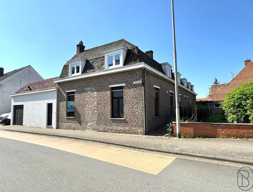                                         Woning te koop in Avelgem, € 199.000
