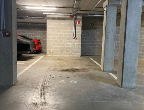                                         Garage à vendre à Kontich, € 19.500
