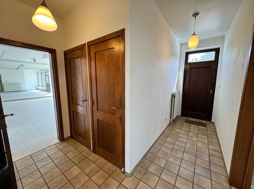 Ben jij op zoek naar een eigendom waar je wonen en ondernemen naadloos kan combineren?&lt;br /&gt;
Dan is dit pand aan de Kempenseweg 61 in Zutendaal jouw p