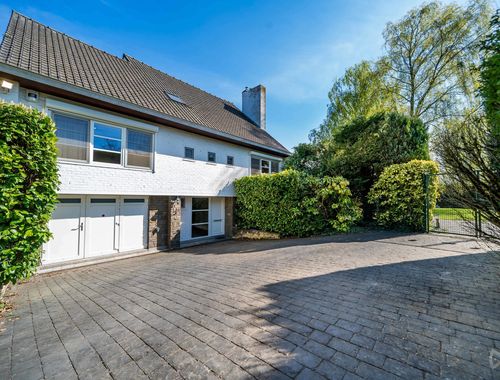                                         Villa te koop in Baudour, € 500.000
