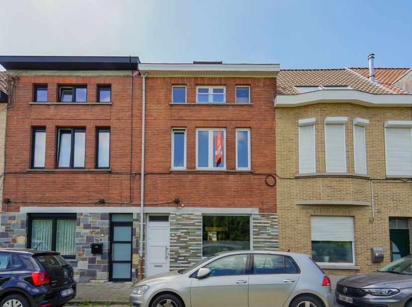 Maison à vendre
                    à 9070 Destelbergen