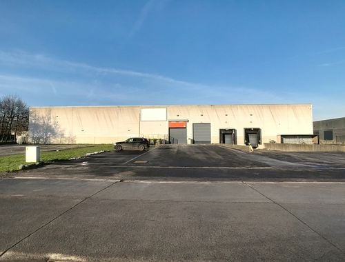                                         Bedrijfsgebouw te huur in Ardooie, € 22.500
