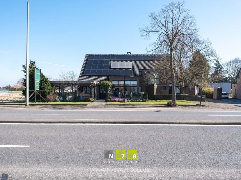 HANDELSPAND (HORECA) MET WOONST EN RUIME PARKING OP EEN PERCEEL VAN 49A70CA TE DILSEN-STOKKEM&lt;br /&gt;
TROEVEN&lt;br /&gt;
- Commerciële TOP-ligging! Gelegen l