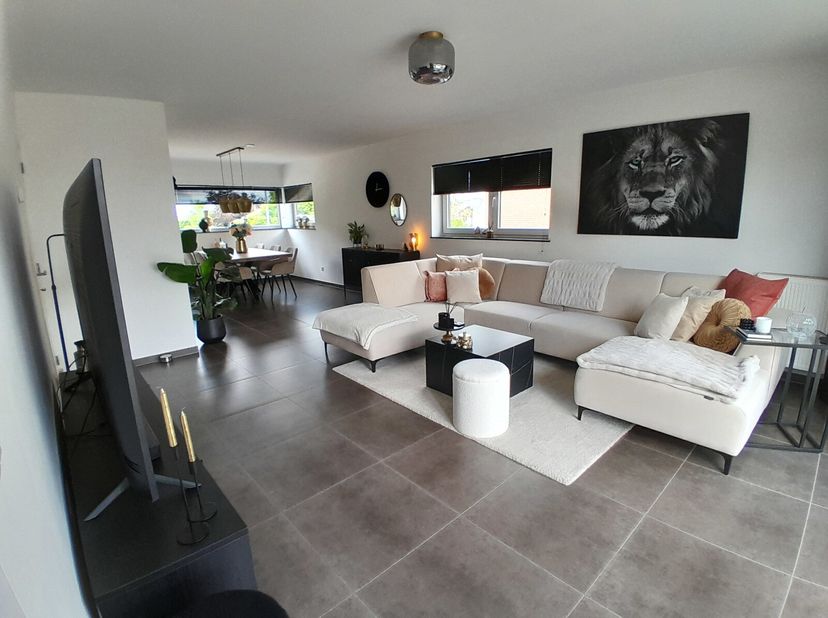 Appartement à louer
                    à 3680 Maaseik