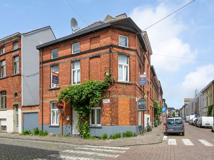 Maison à vendre
                    à 9040 Sint-Amandsberg