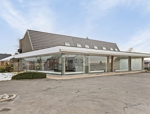                                         Bâtiment commercial à vendre à Scherpenheuvel, € 739.500

