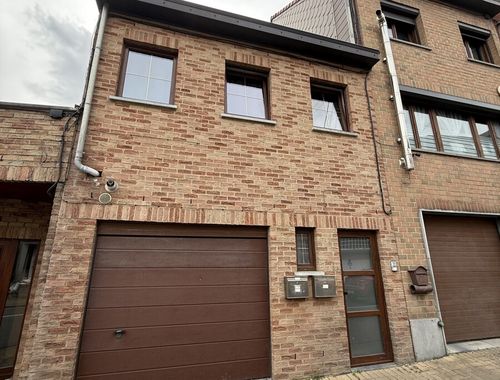                                         Woning te koop in Montignies-sur-Sambre, € 240.000
