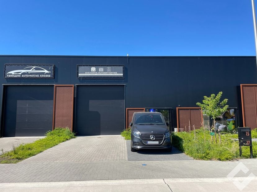 Bien professionnel à vendre
                    à 3950 Bocholt