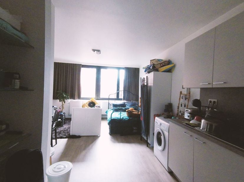 Te huur – Instapklare bemeubelde studio in Leuven (Tervuursestraat 44)&lt;br /&gt;
Op zoek naar een moderne, rustig gelegen studio in het hart van Leuven? D