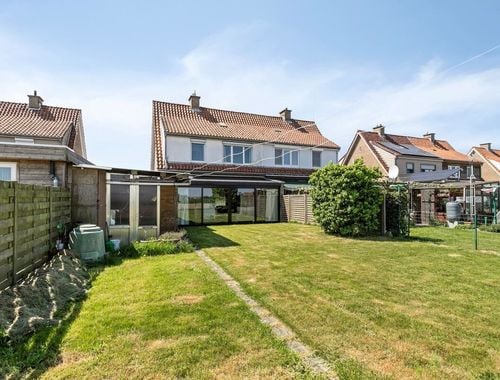                                         Maison à vendre à Ooike, € 295.000
