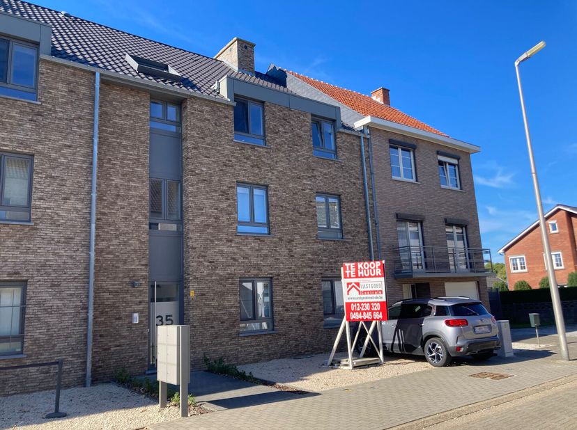 Garage à louer
                    à 3700 Tongeren