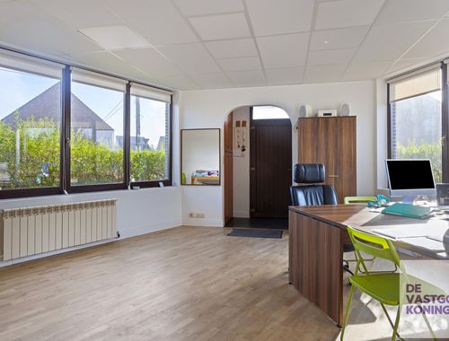                                         Kantoor te koop in Leest, € 348.000
