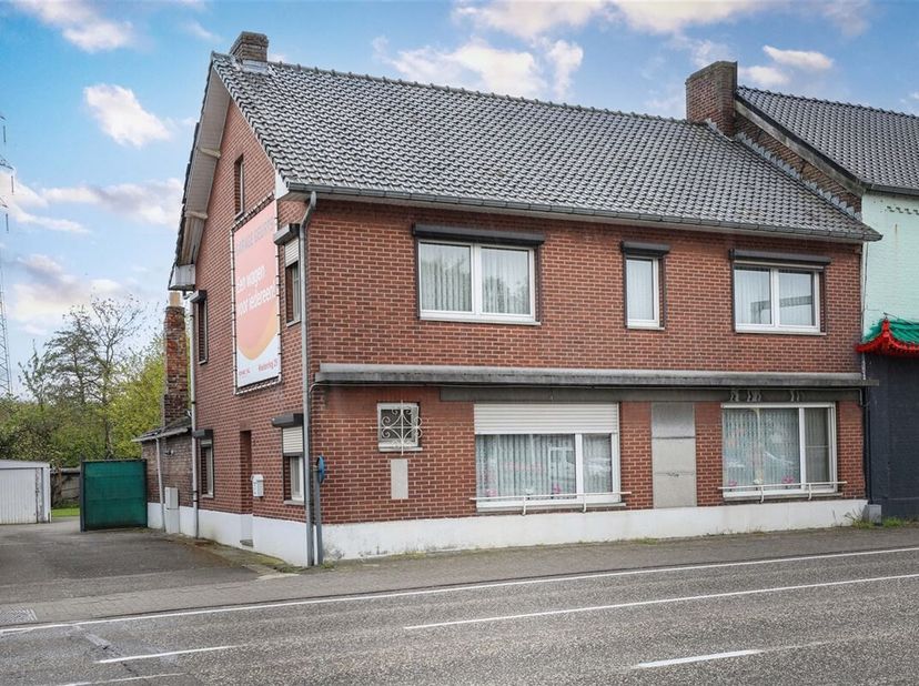 Maison à vendre
                    à 3600 Genk