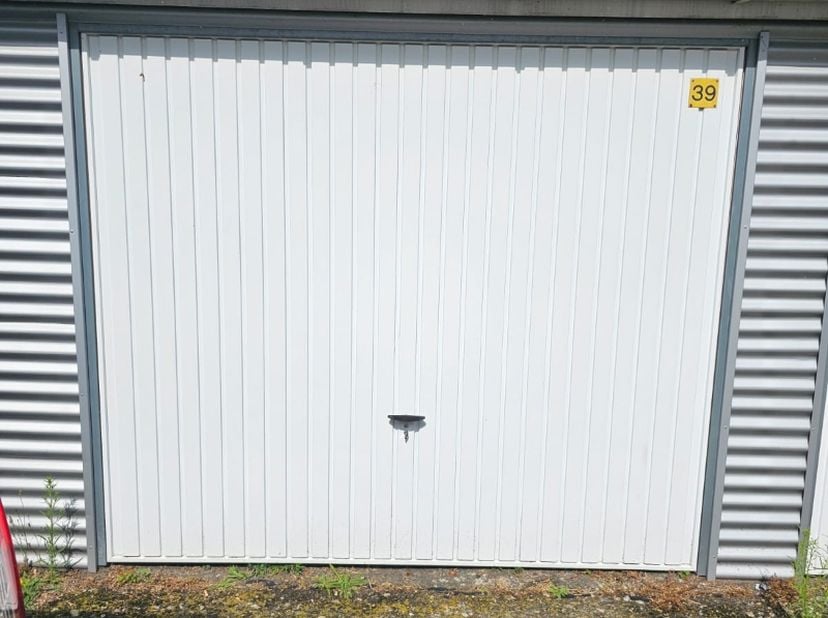 Garage à louer
                    à 9900 Eeklo