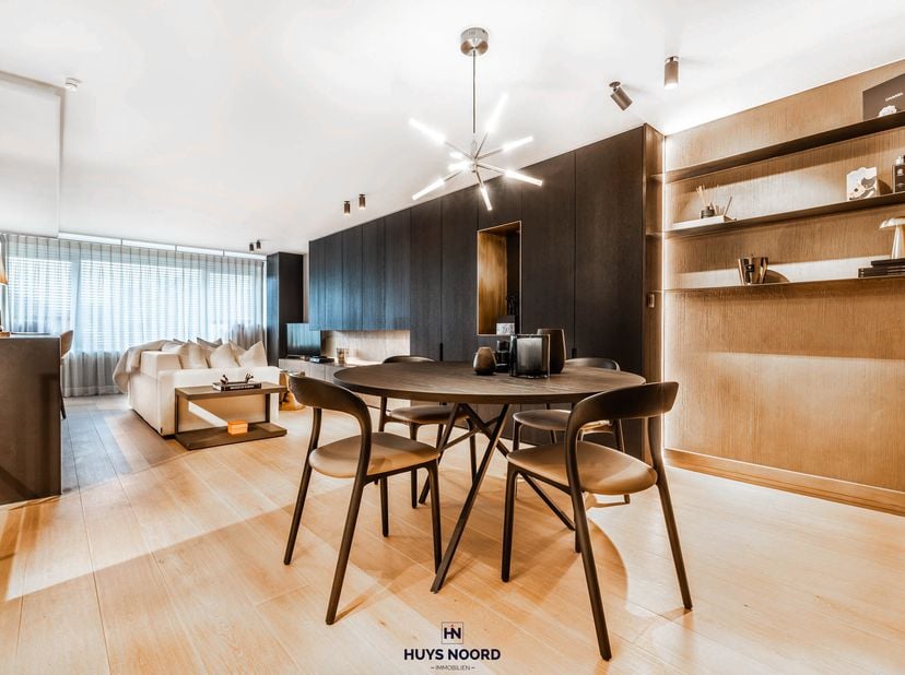 Een allesomvattend geheel en dit gelegen op wandelafstand van Centrum-Brugge in een kleinschalige residentie.&lt;br /&gt;
&lt;br /&gt;
Dit magnifiek gerenoveerd a