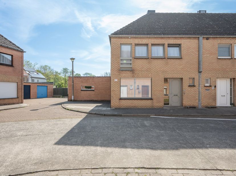 Maison à vendre
                    à 8000 Sint-Pieters