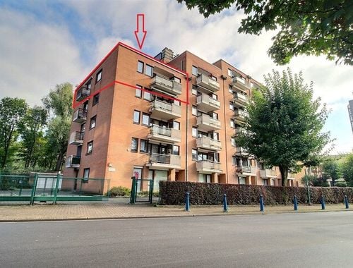                                         Appartement à vendre à Charleroi, € 189.000
