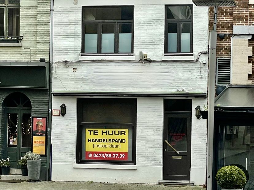 Bien professionnel à louer
                    à 3500 Hasselt