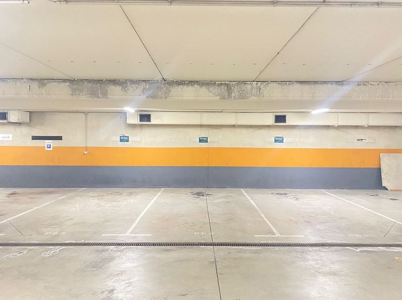 Garage à louer
                    à 3500 Hasselt