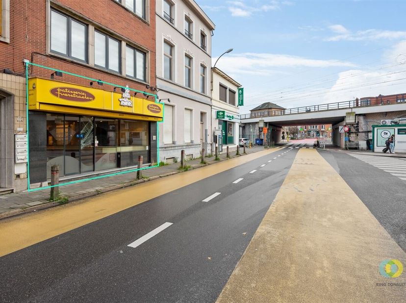 En plein coeur de Vilvoorde, une opportunité unique s&#039;offre à vous. Bénéficiez d&#039;une visibilité optimale, entouré de boutiques, de restaurants et d&#039;en